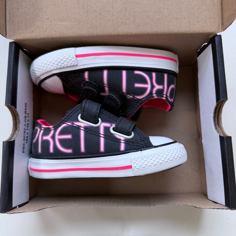 Converse Chuck Taylor All Star Pretty Strong Black Pink Infant Shoes 4 763587C